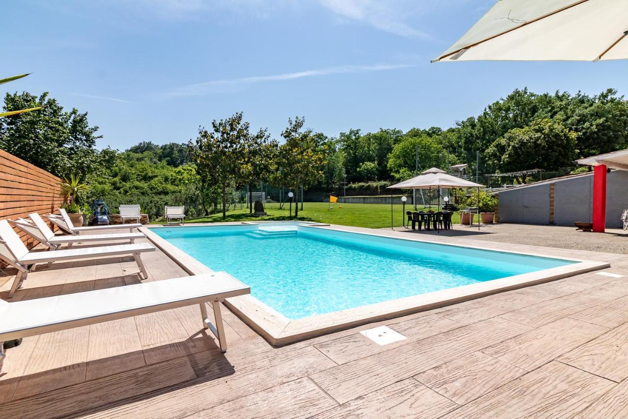 Villa Vacanze La Quercia Carbognano Kültér fotó