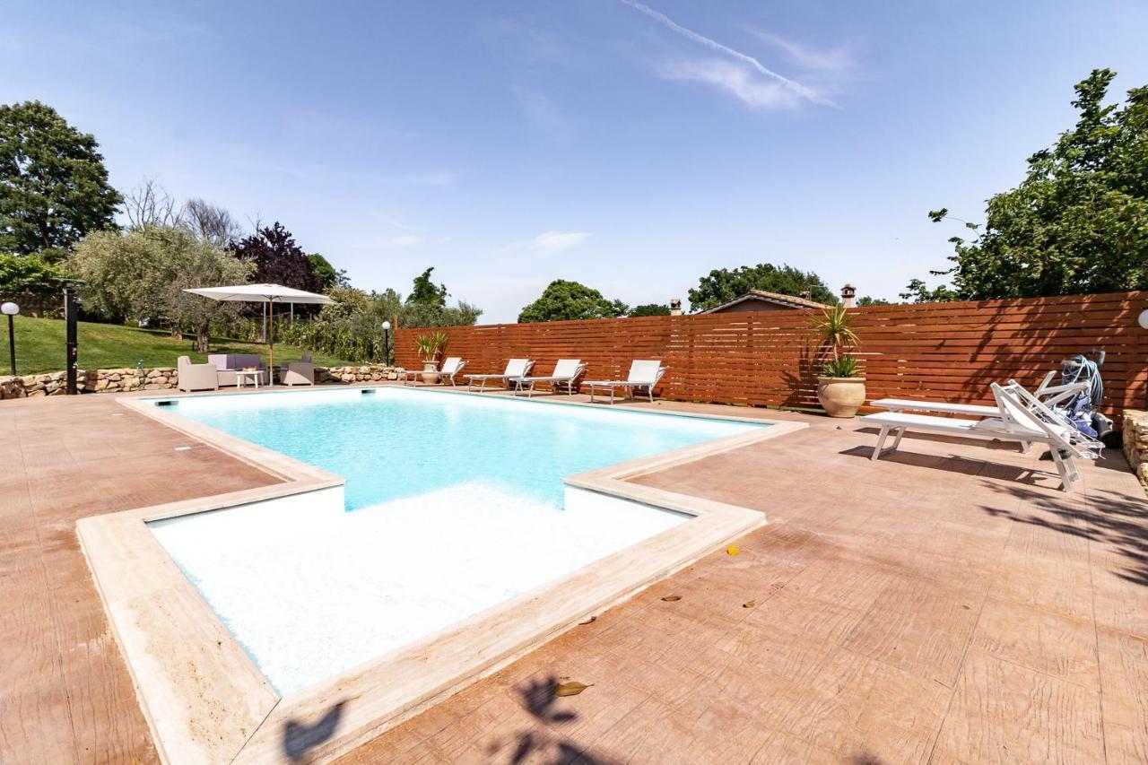 Villa Vacanze La Quercia Carbognano Kültér fotó