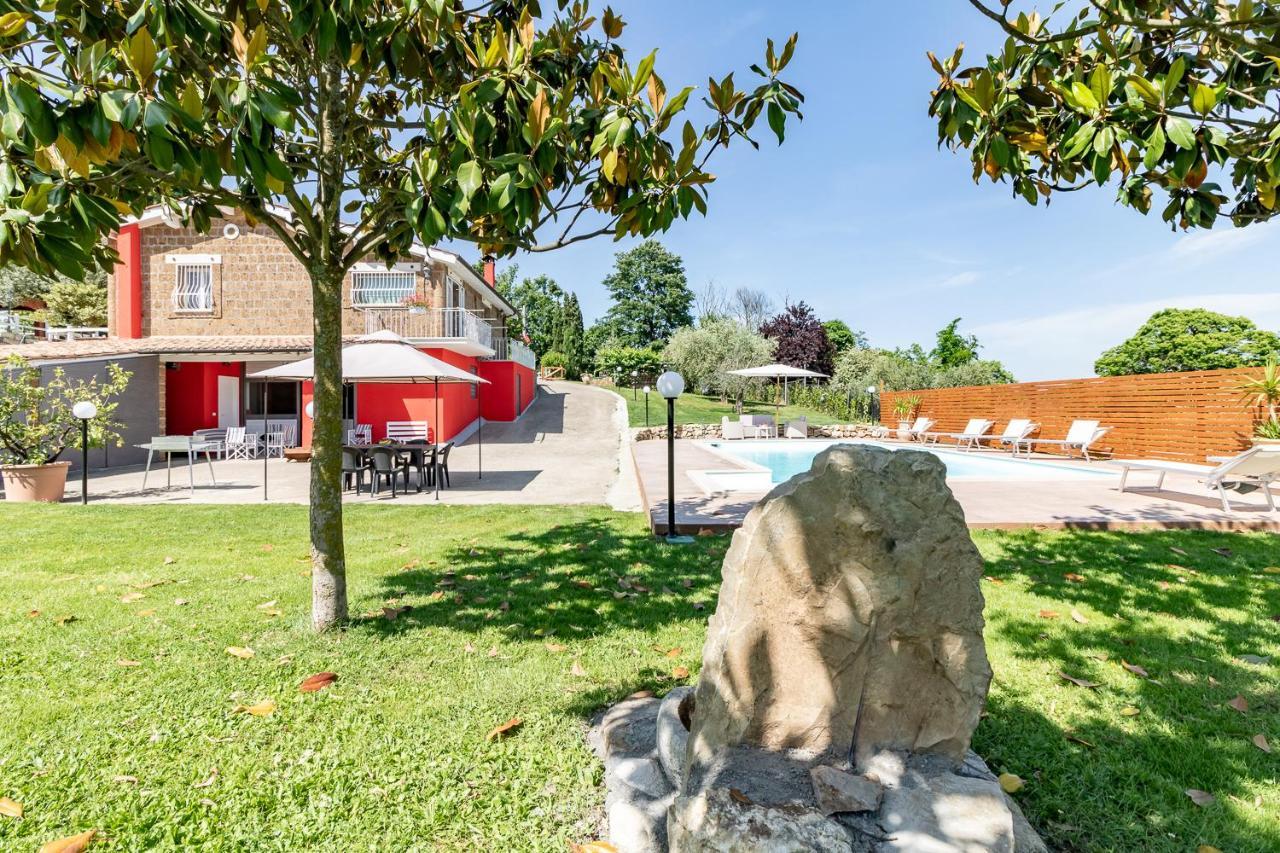 Villa Vacanze La Quercia Carbognano Kültér fotó