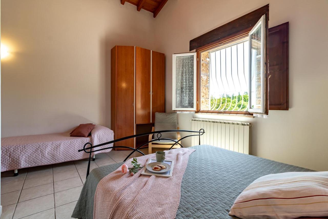 Villa Vacanze La Quercia Carbognano Kültér fotó