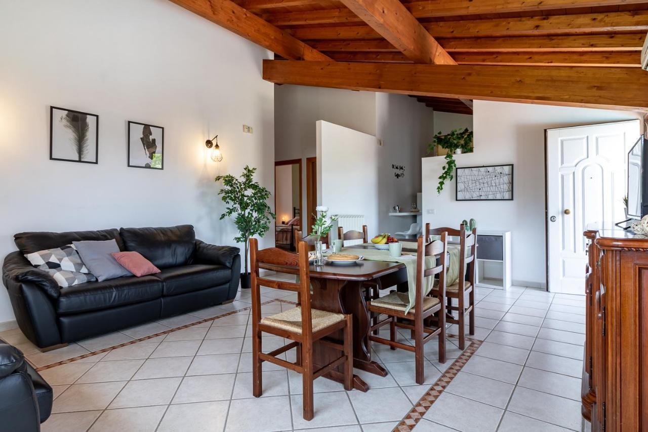 Villa Vacanze La Quercia Carbognano Kültér fotó